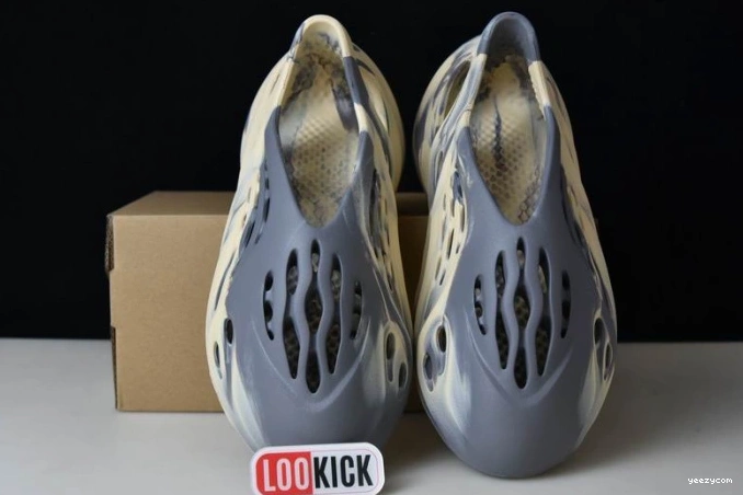 MXT Yeezy Gray Foam Adidas RNNR Moon GV7904 1208